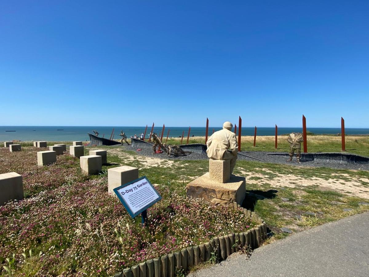 La Lumineuz Au Coeur Des Plages Du Debarquement Creully sur Seulles Exteriér fotografie